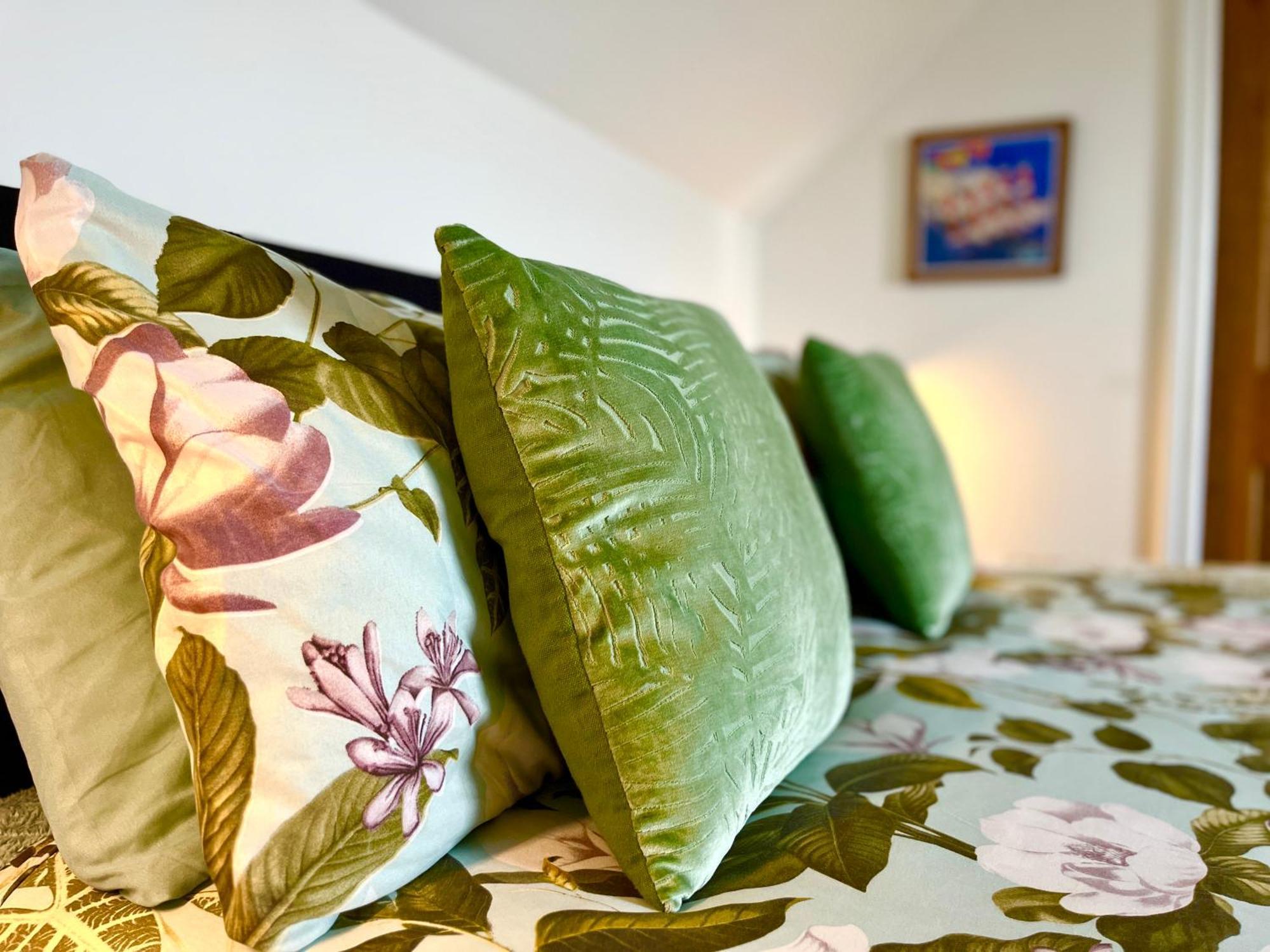 Trossachs Barn & Cabin - Boutique B&B Port Of Menteith Buitenkant foto